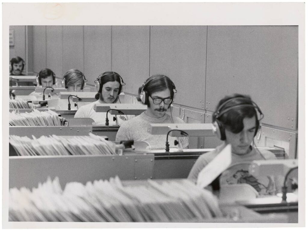 Federal Post Office Workers in 1973. George Szabo. National Archives.